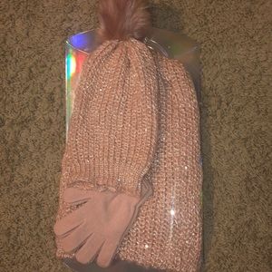Hat,scarf, and glove set